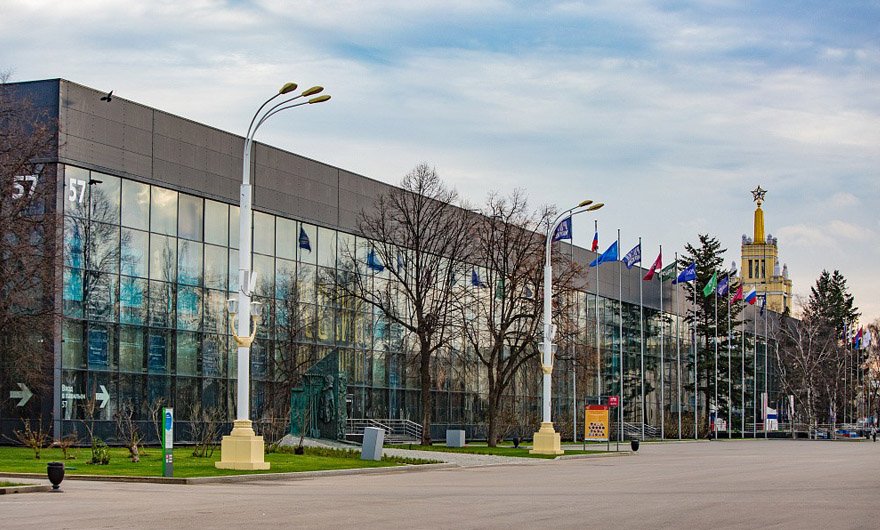 Павильон 57 на ВДНХ — одна из двух площадок «Рекламы-2025»